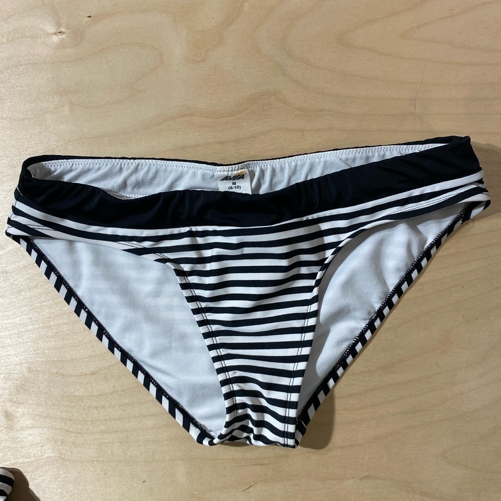 AVIA Black and White Striped Bikini Bottom Medium (8-10) (MW)